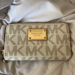 Michael Kors wallet